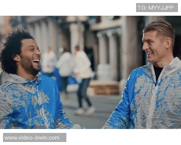 百事足球广告:激情与创意交融的视觉盛宴,唤醒你心中的足球热情 百事足球广告:激情与创意交融的视觉盛宴,唤醒你心中的足球热情